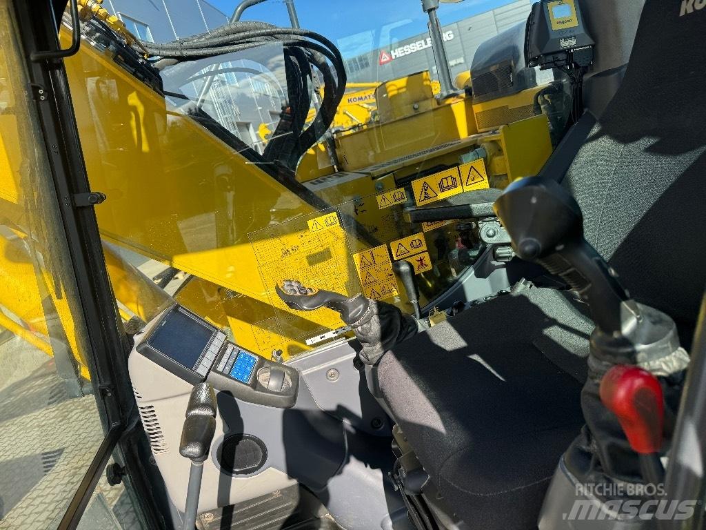 Komatsu PC 138 US-11 Bageri guseničari