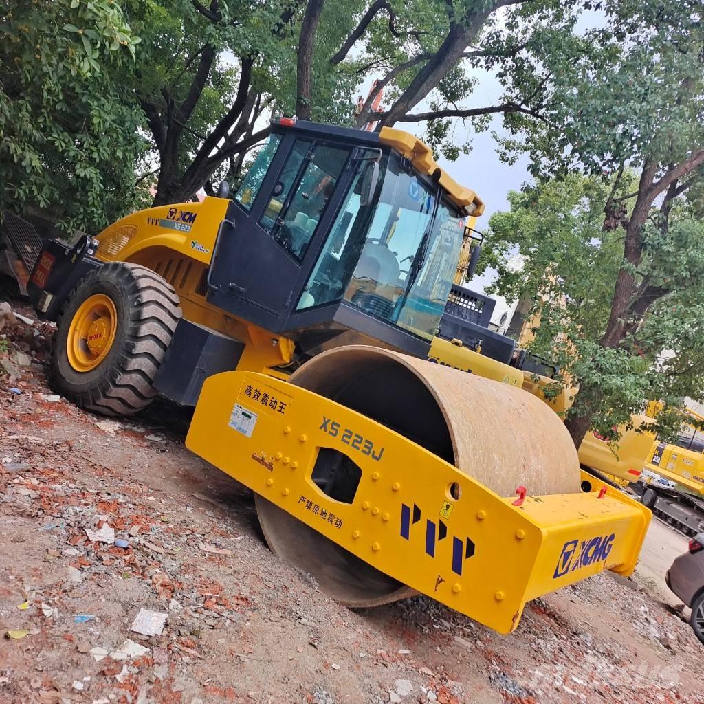 XCMG XS 223  J Valjci sa jednim bubnjem
