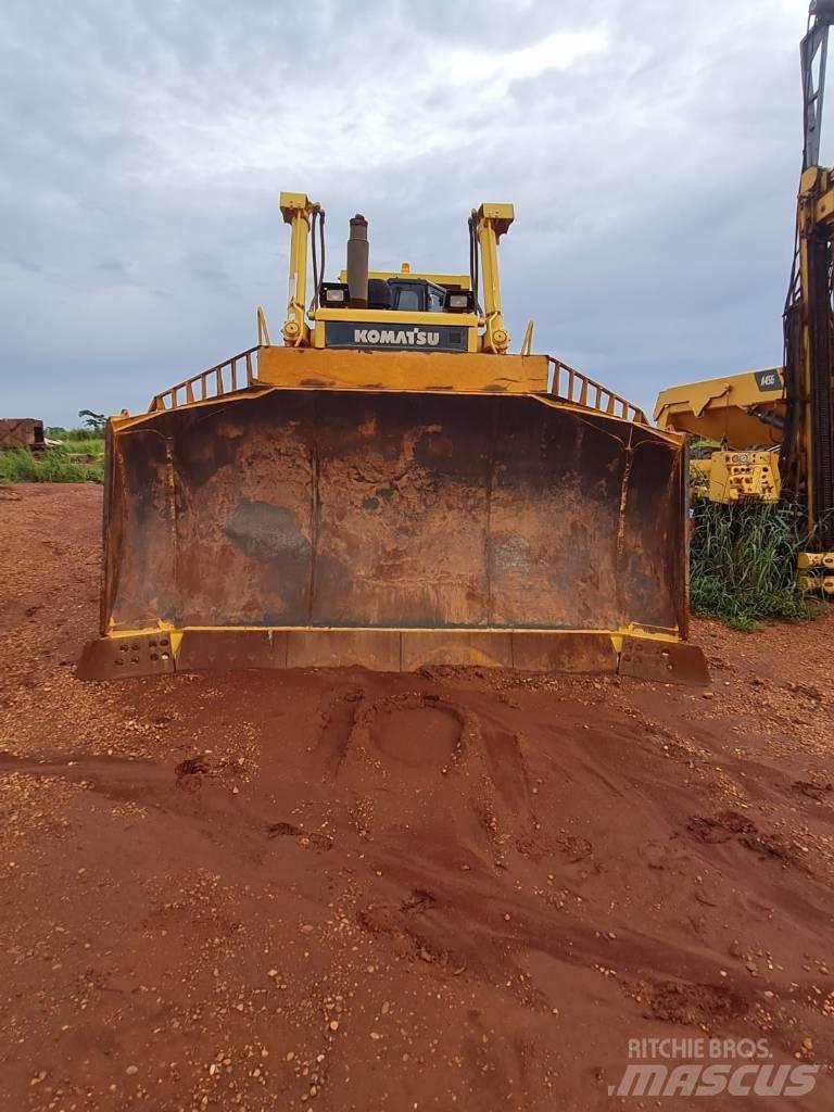Komatsu D 375 A Buldožeri guseničari