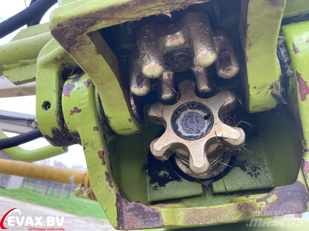 CLAAS Volto 870 T Okretači i sakupljači sena