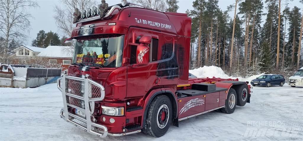 Scania P440 Kamioni za podizanje kablova