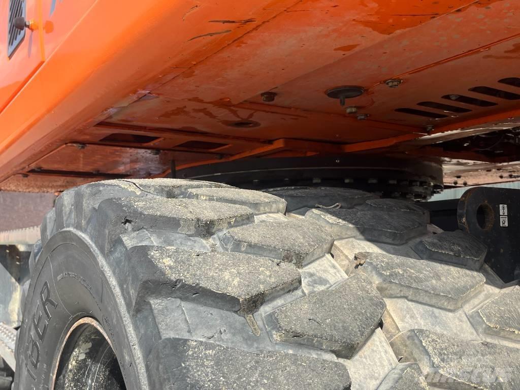 Doosan DX 160 W-3 Bageri točkaši