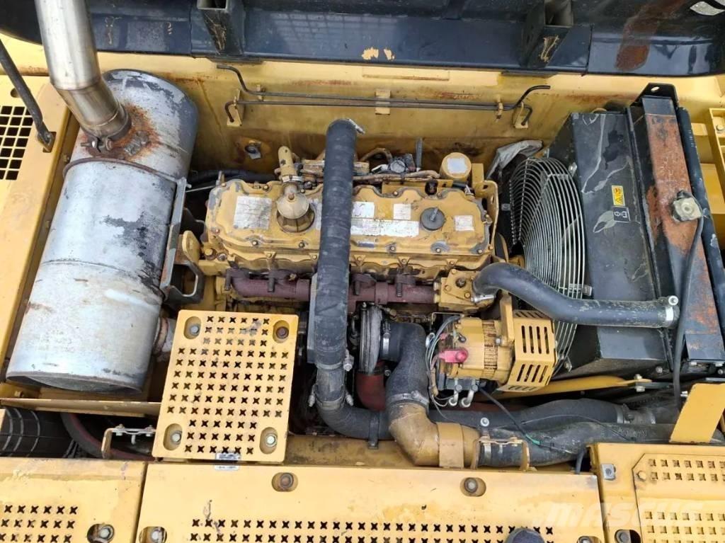 CAT 322 C Bageri guseničari