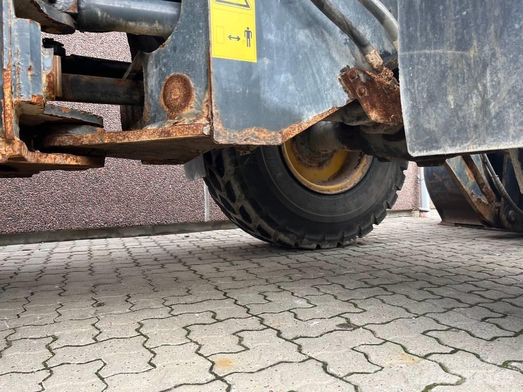 Komatsu WA 250 PZ-5 Utovarivači na točkove
