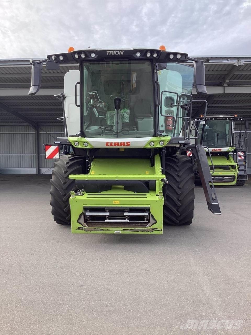 CLAAS Trion 520 Kombajni