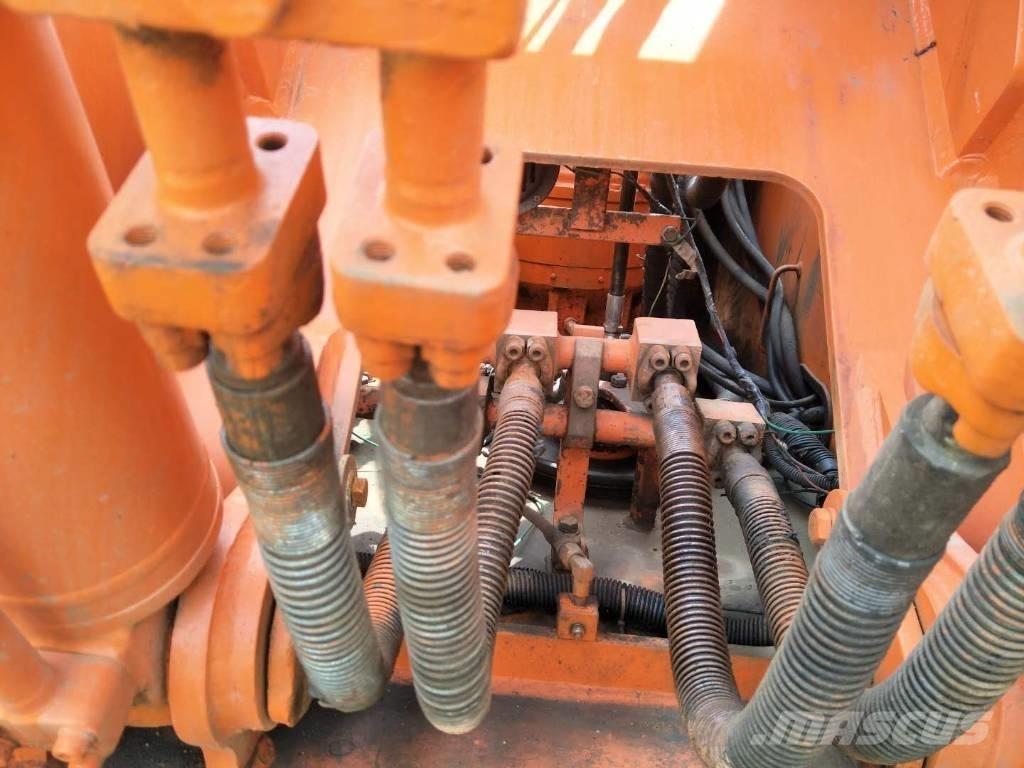 Doosan 225 Bageri guseničari