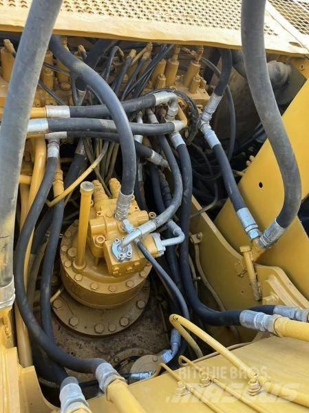 CAT 320 C Bageri guseničari
