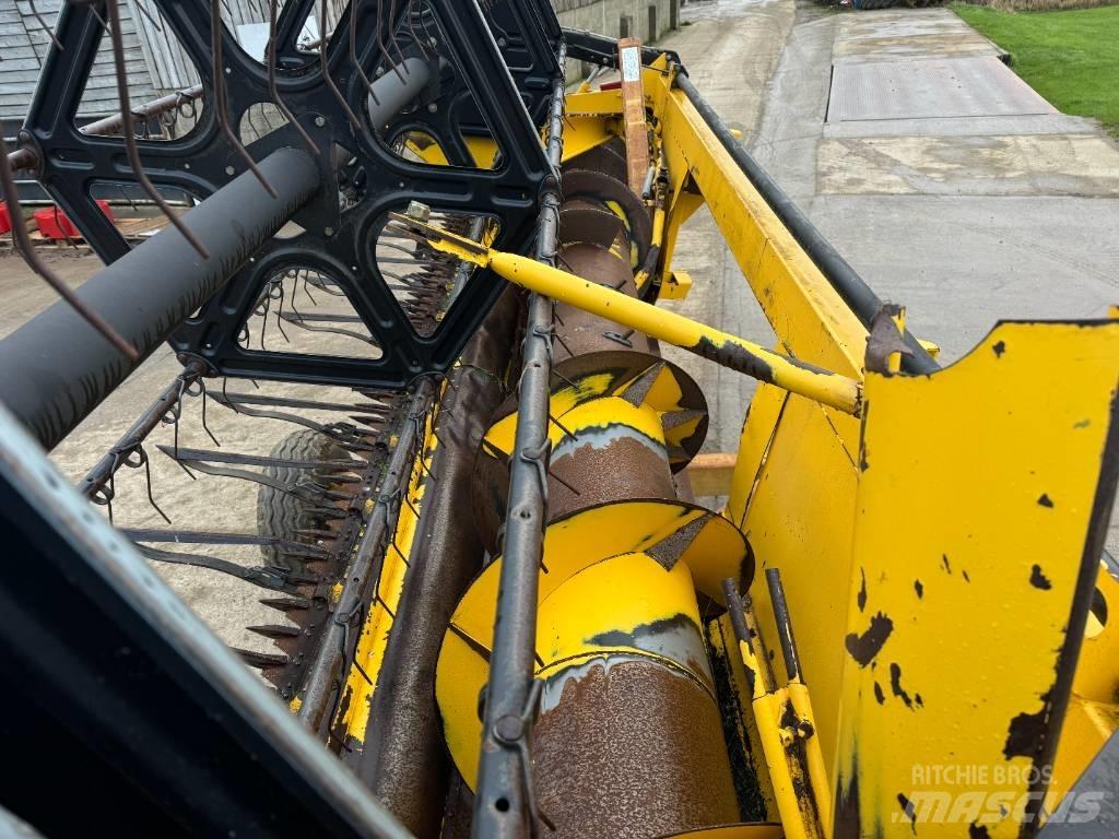 New Holland TX 66 Kombajni