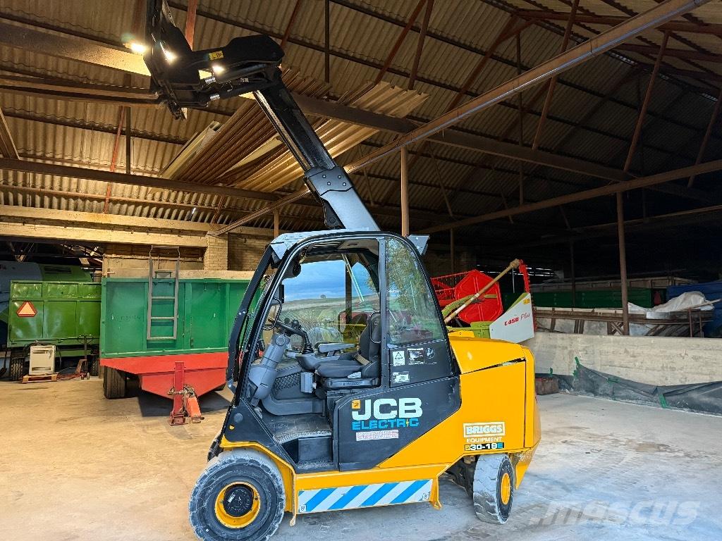 JCB 30-19 E Električni viljuškari