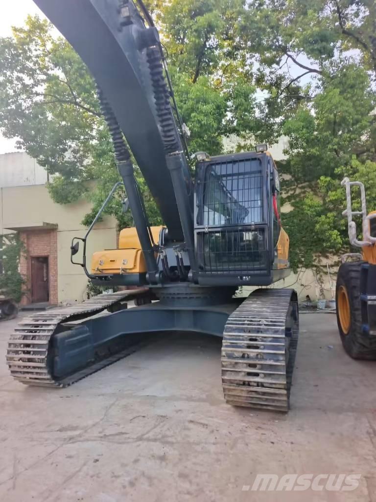 Hyundai 305 LC-9T Bageri guseničari