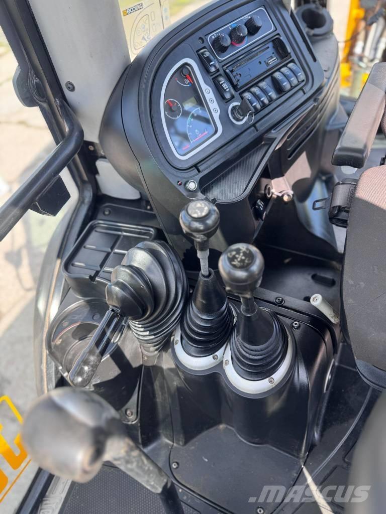 JCB 3 CX Super Rovokopači