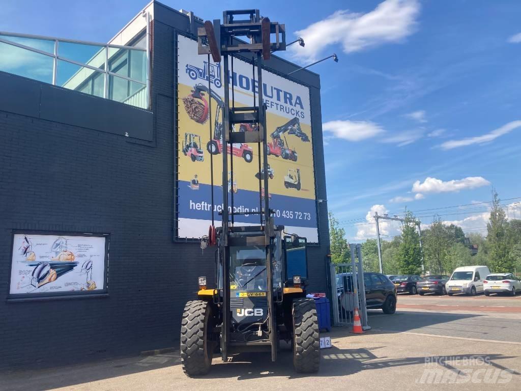 JCB 930-4 Vanterenski viljuškar