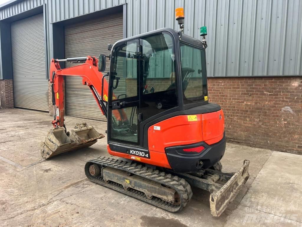 Kubota KX 030-4 Mini bageri < 7t