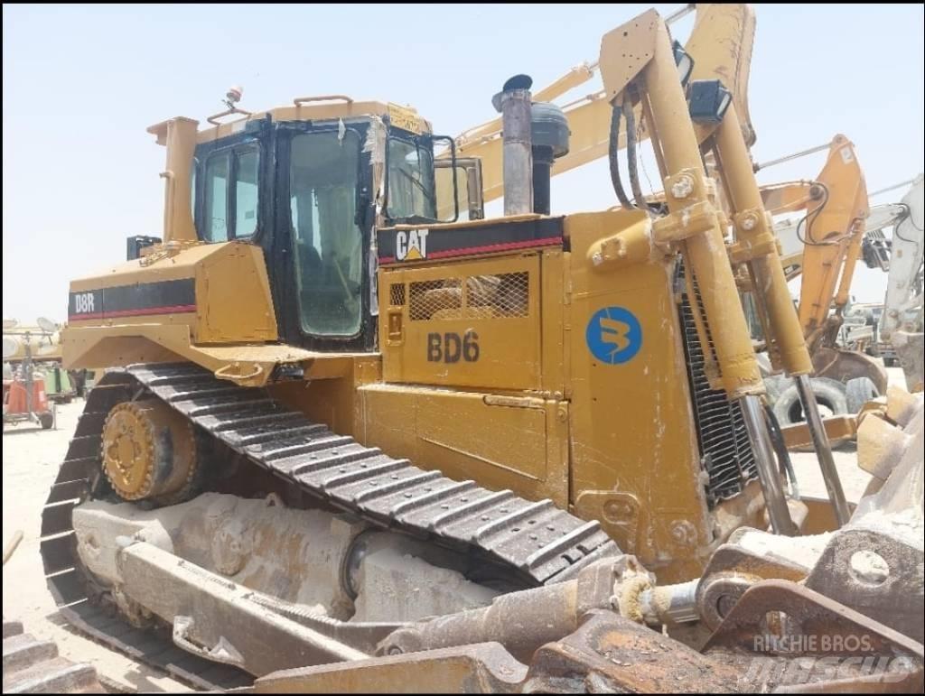 CAT D 8 R Buldožeri guseničari