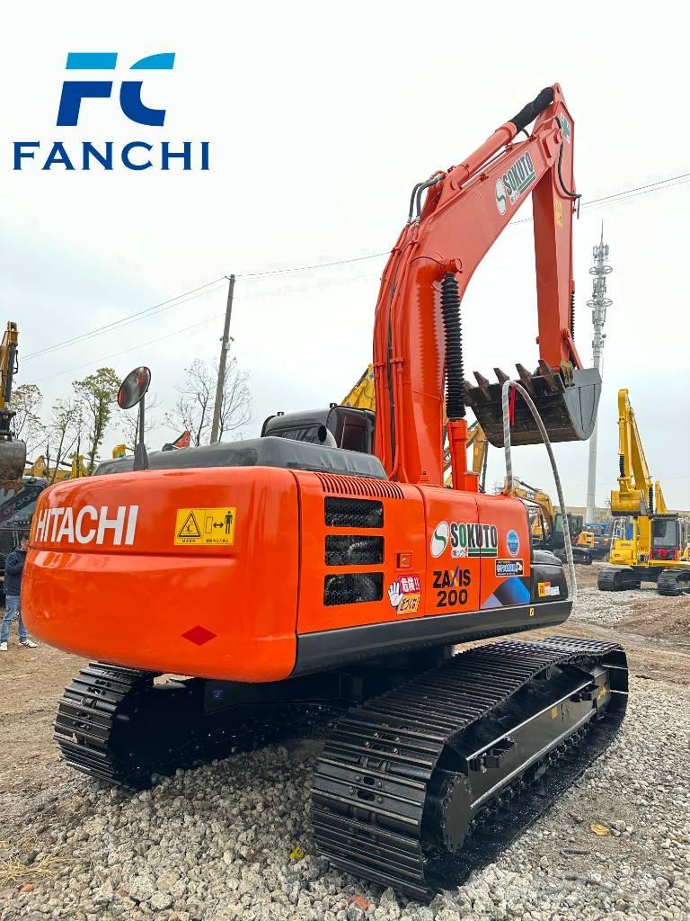 Hitachi zx200 Bageri guseničari