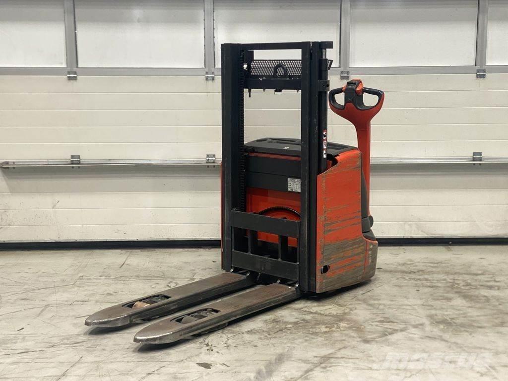 Linde L12 I Ručni električni viljuškar