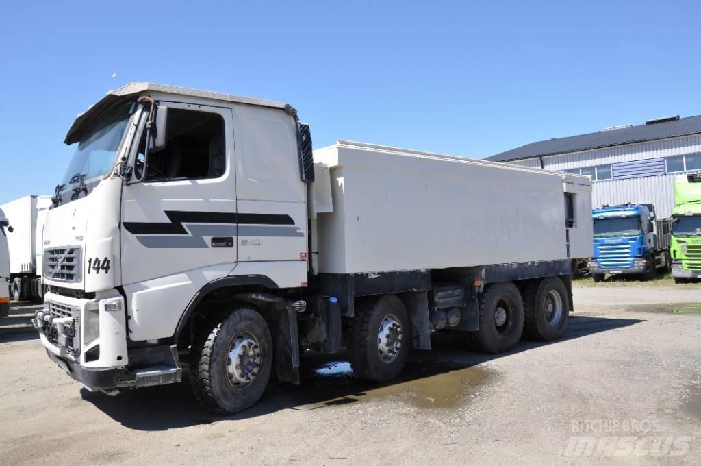 Volvo FH16 550 8X4 Kiperi kamioni