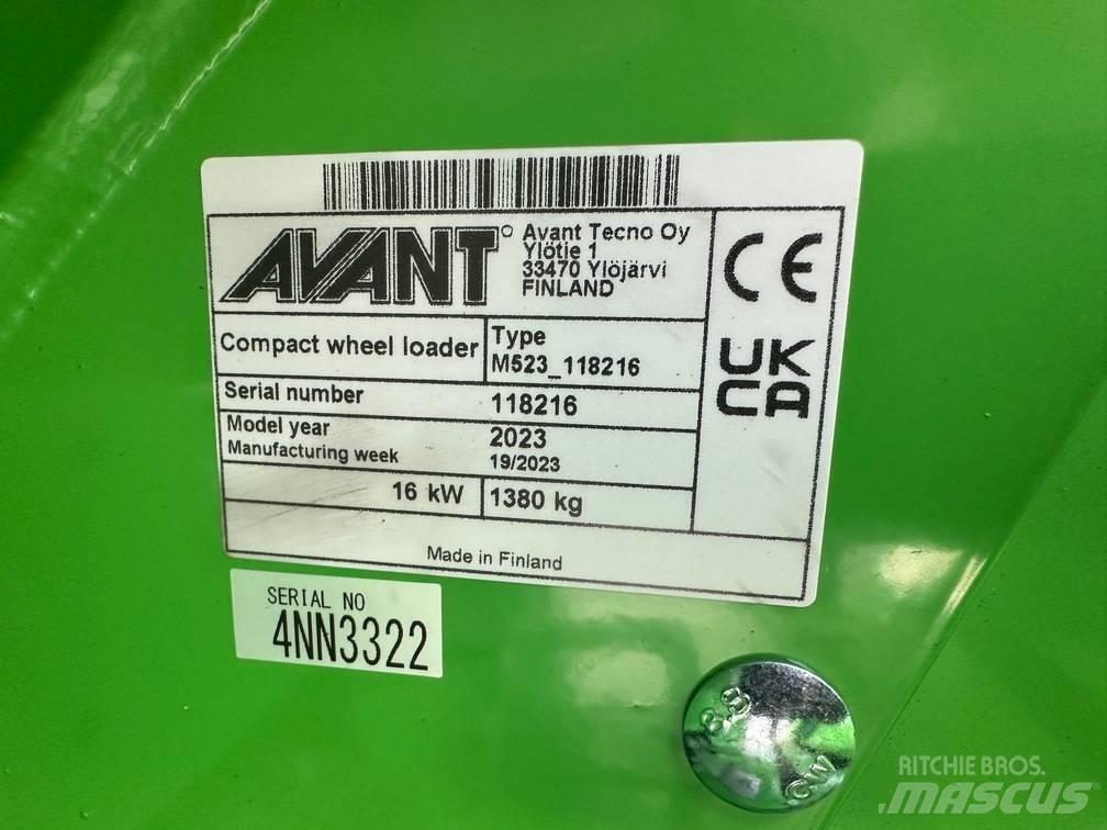 Avant 523 Višenamenski utovarivači
