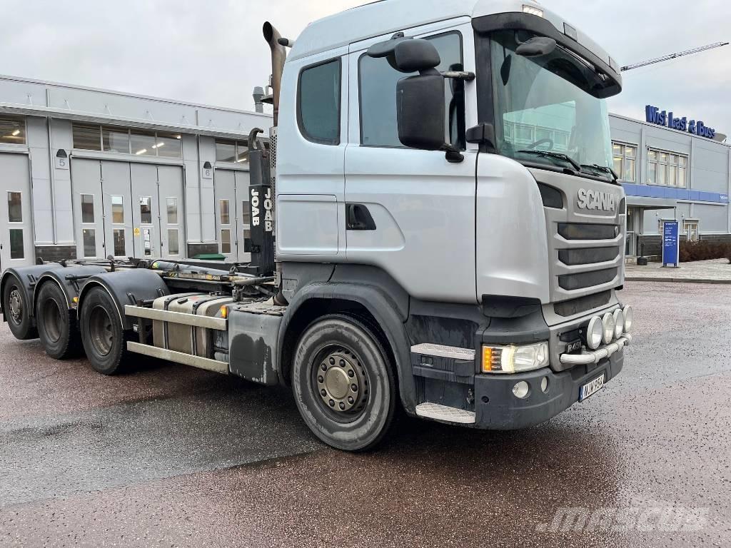 Scania R490 Rol kiper kamioni sa kukom za podizanje tereta