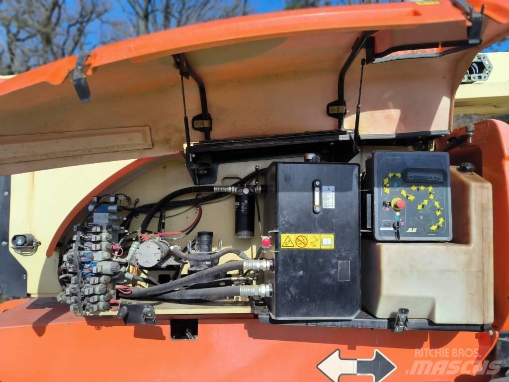 JLG 800 AJ Zglobne podizne platforme