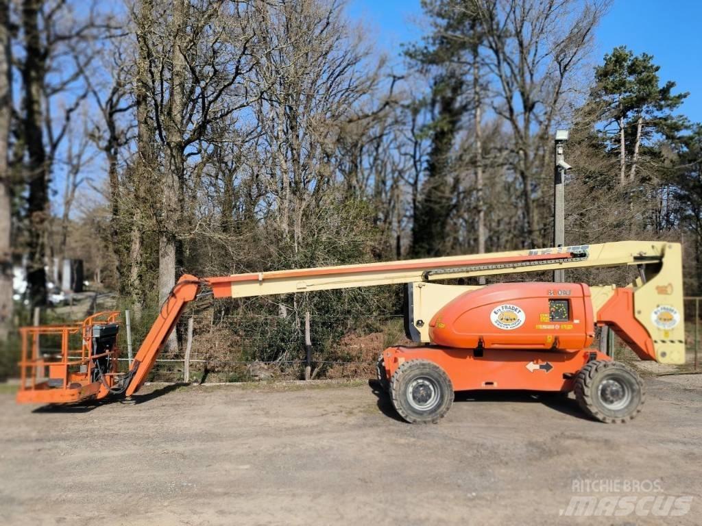 JLG 800 AJ Zglobne podizne platforme