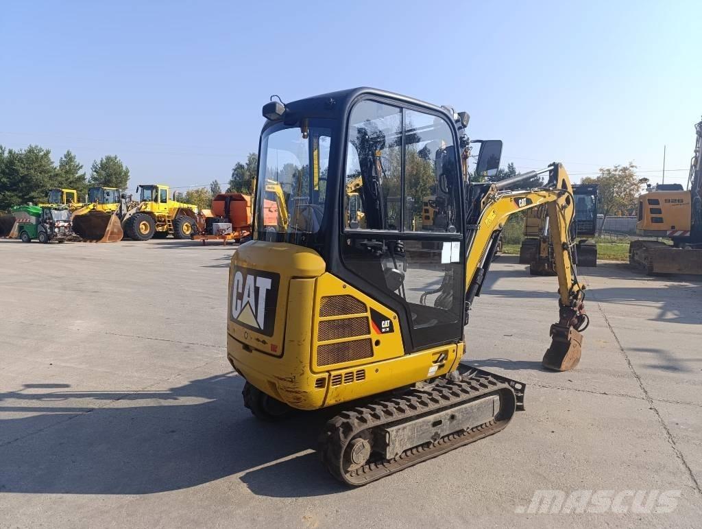 CAT 301.7 D Mini bageri < 7t
