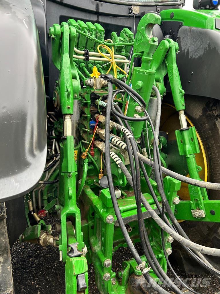 John Deere 6R 195 Traktori