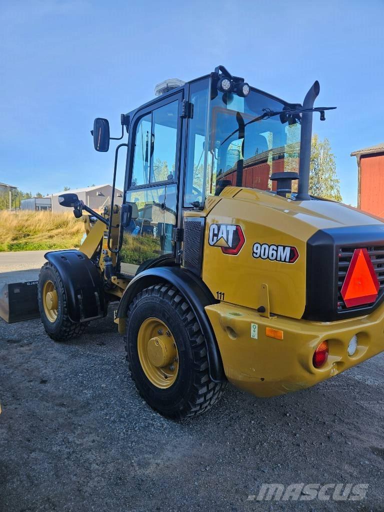 CAT 906 Utovarivači na točkove