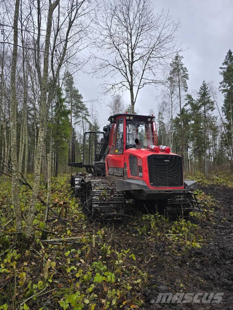 Komatsu 875 Forvarderi