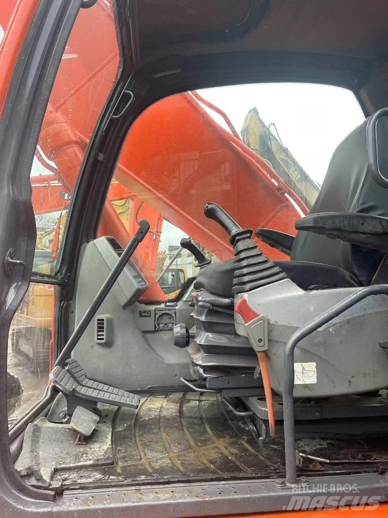 Doosan dx225 Bageri guseničari