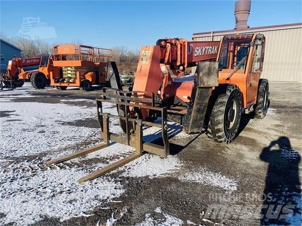 SkyTrak 10054 Teleskopski viljuškari