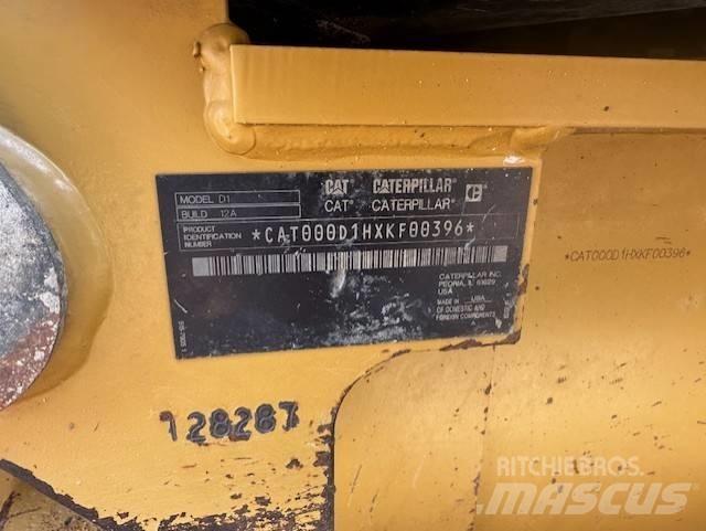 CAT D1 Buldožeri guseničari