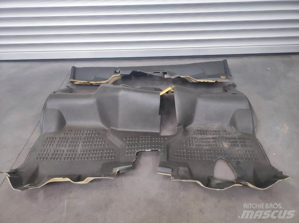 Renault Floor Mat Kabine i unutrašnjost