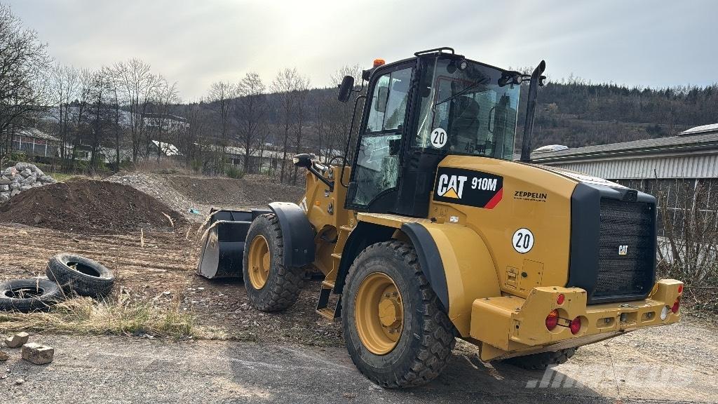 CAT 910M Utovarivači na točkove