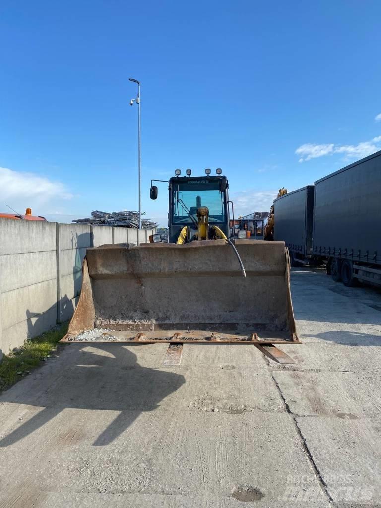 Komatsu WA 100 M-5 Utovarivači na točkove