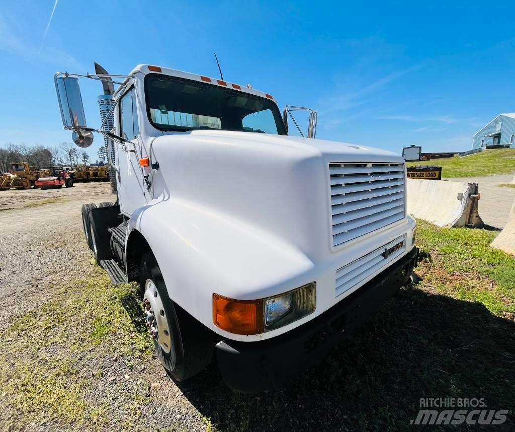 International 8200 Tegljači