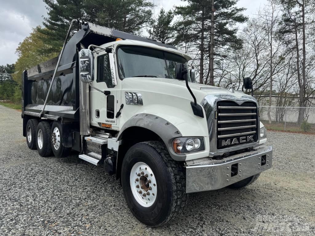 Mack GU433 Kiperi kamioni
