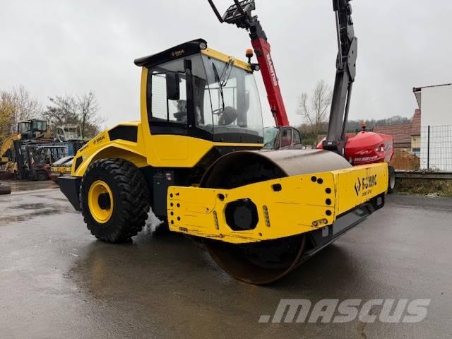 Bomag BW 212 D 5 Nabijači zemlje