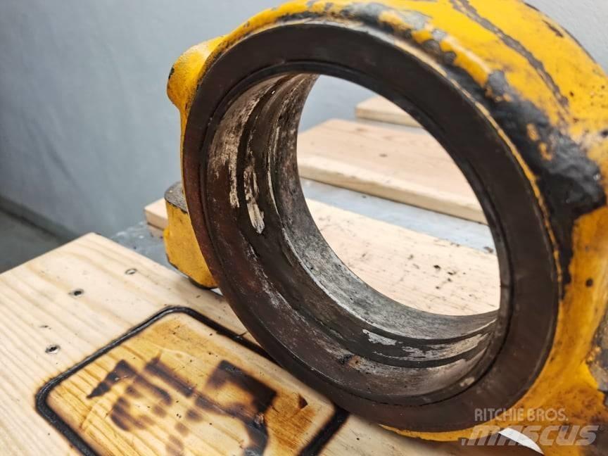 JCB 530-70 {axle} Osovine
