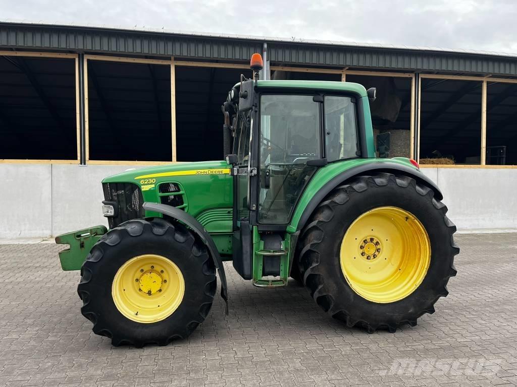 John Deere 6120 Traktori