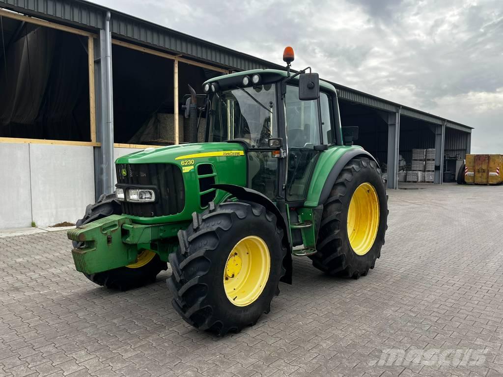 John Deere 6120 Traktori