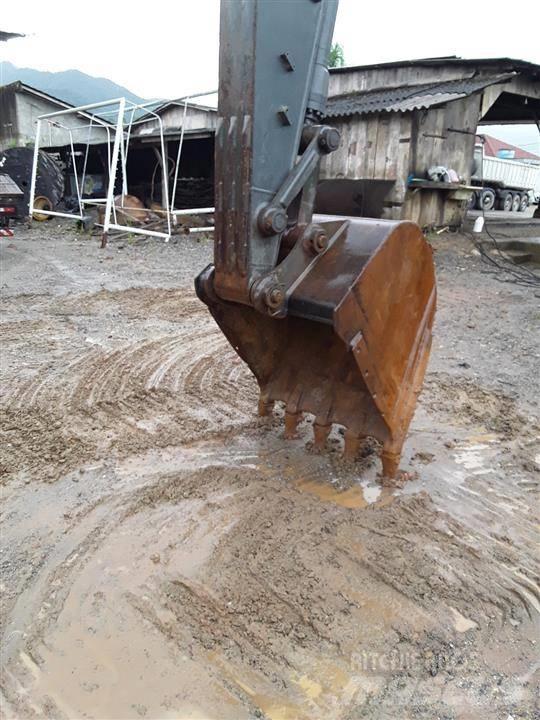 Volvo EC140BLCM Bageri guseničari