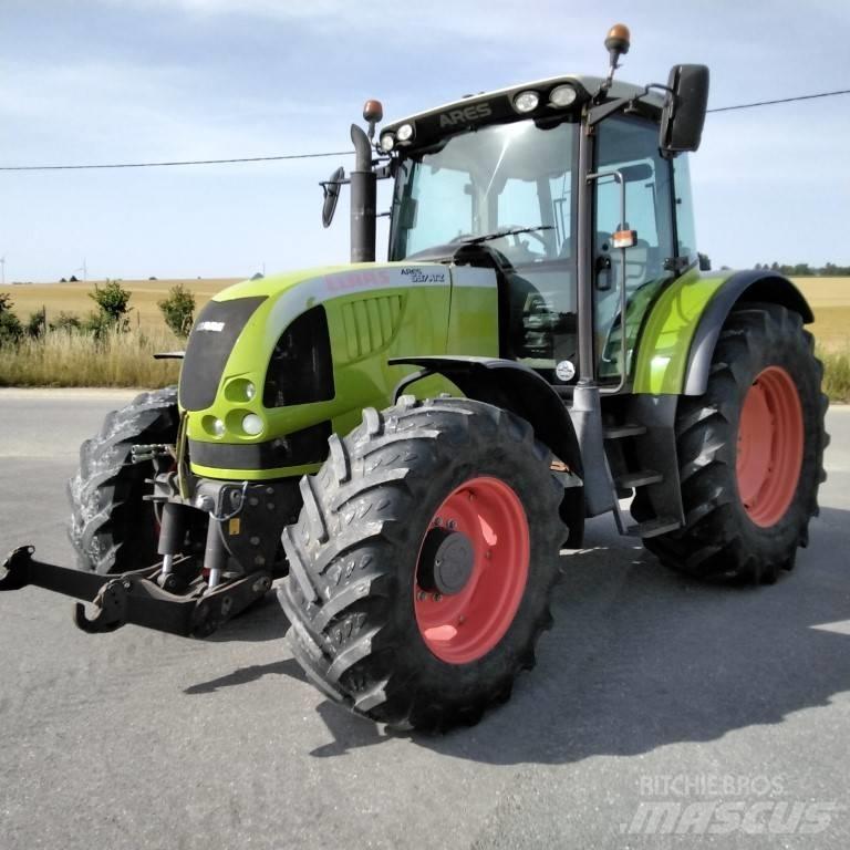 CLAAS Ares 697 ATZ Traktori