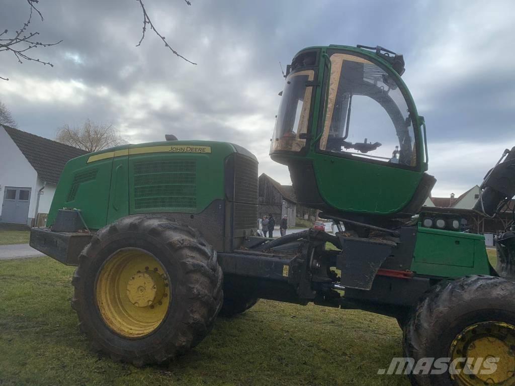 John Deere 1270 E Harversteri
