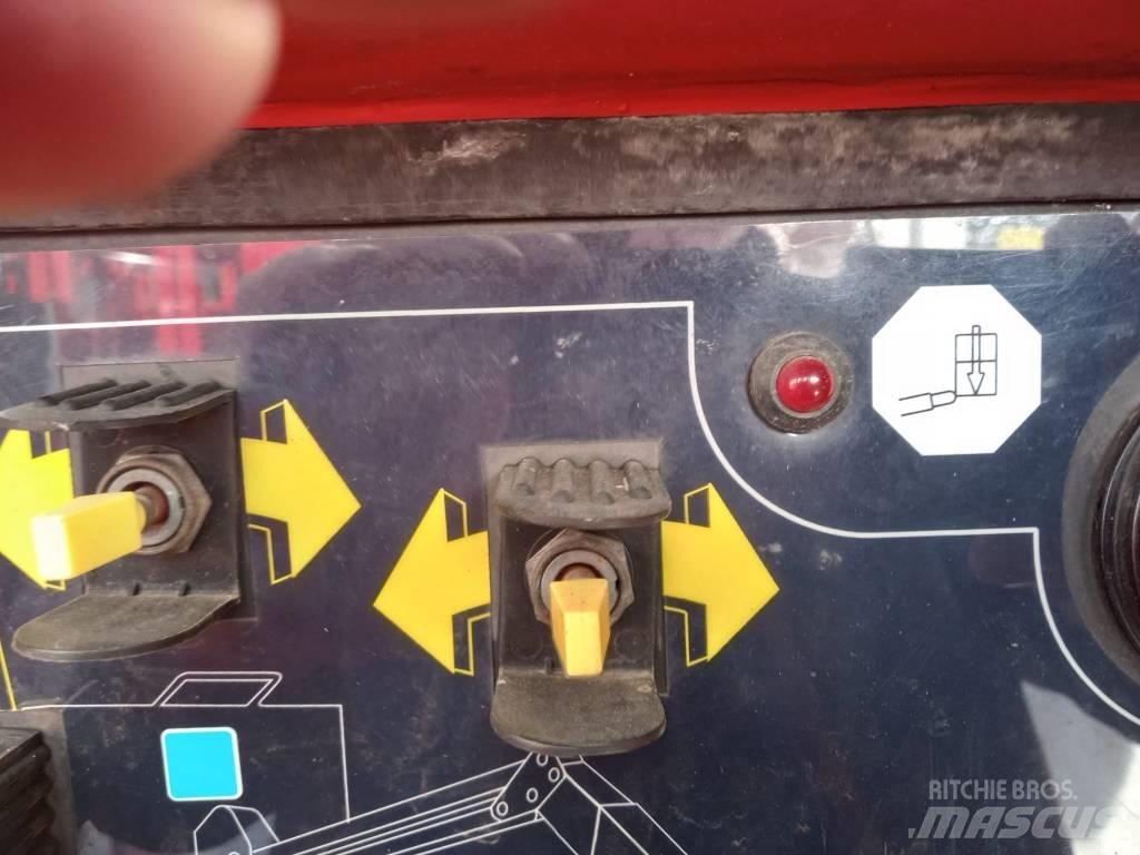 JLG M 600 JP Teleskopske podizne platforme