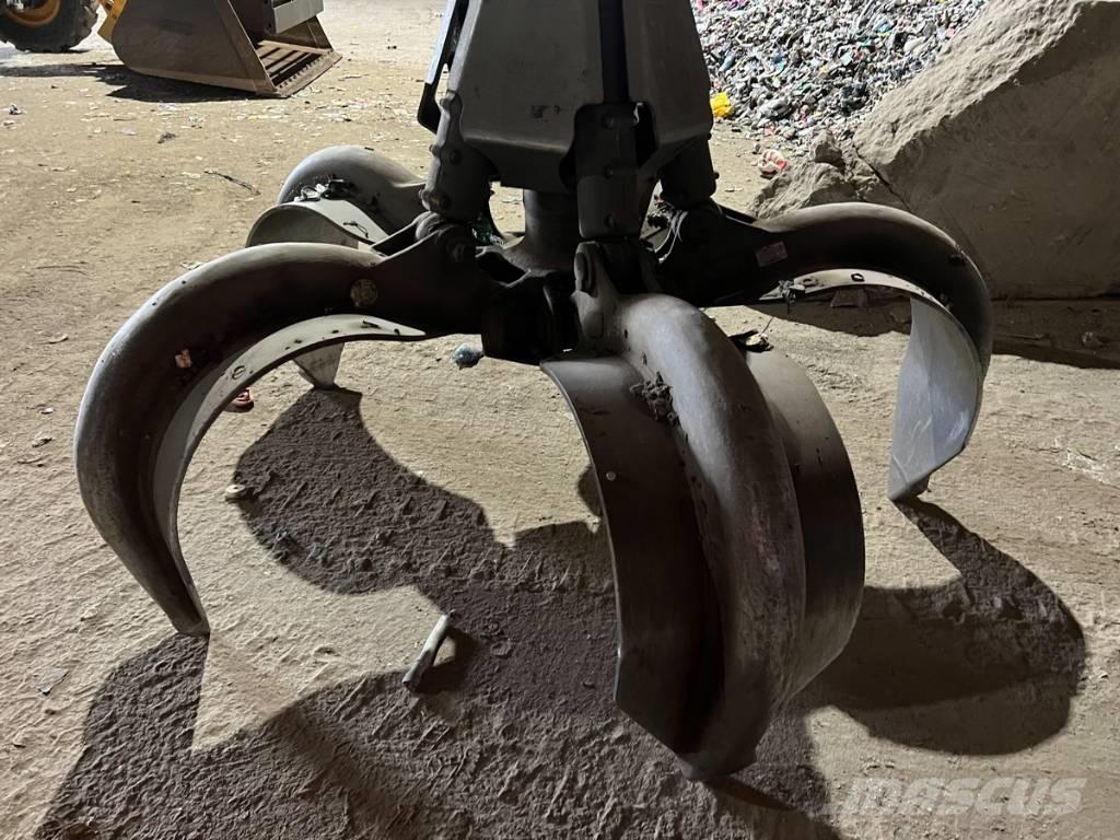 Liebherr LH 22 M Bageri za prenos primarnih/sekundarnih sirovina