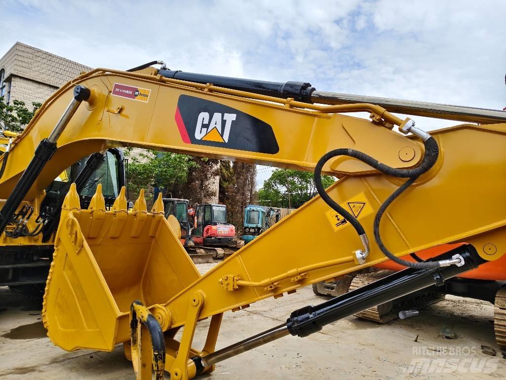 CAT 330 D2 L Bageri guseničari