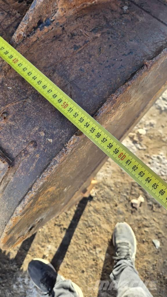 Takeuchi TB 280 FR Midi bageri 7t – 12t