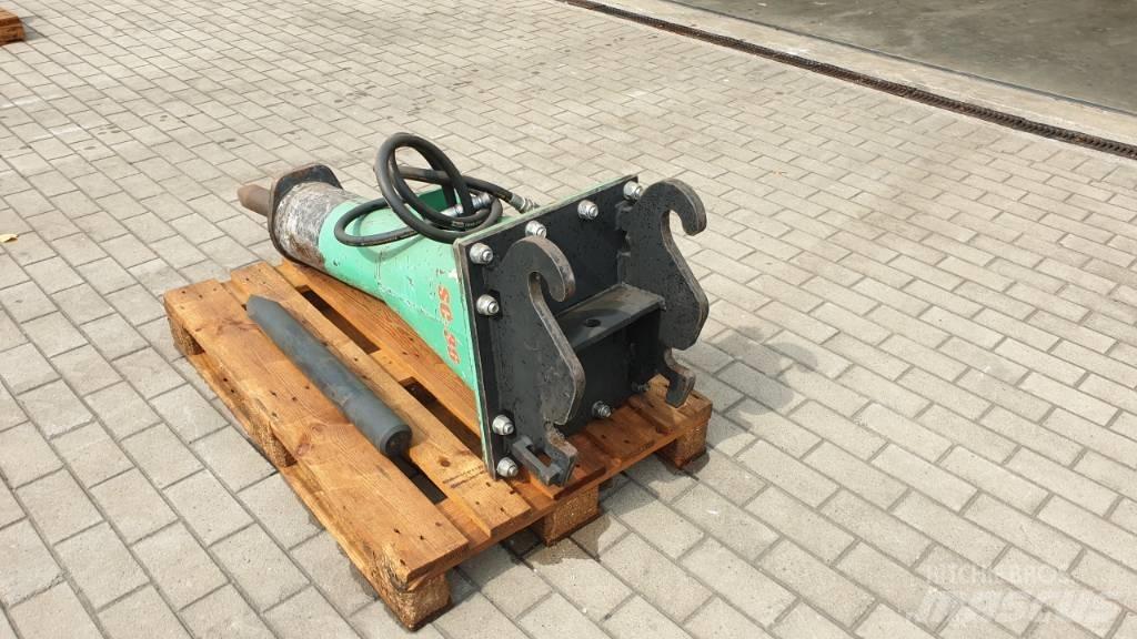 Montabert SC 36 Čekići