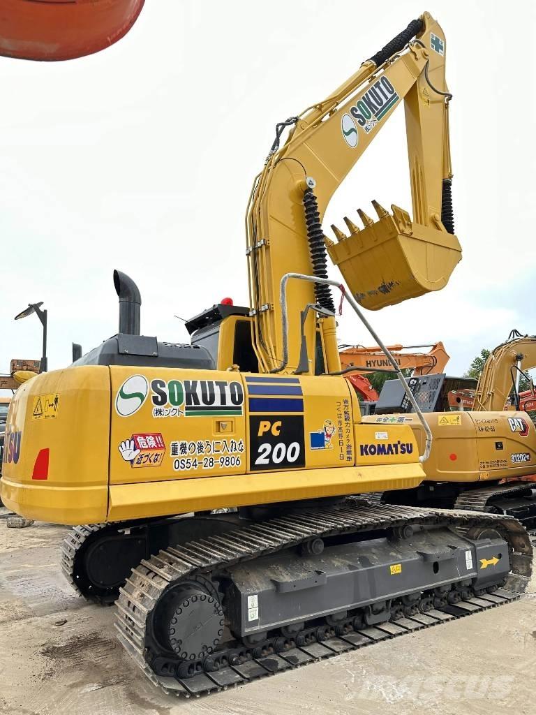 Komatsu PC 200-8 Bageri guseničari